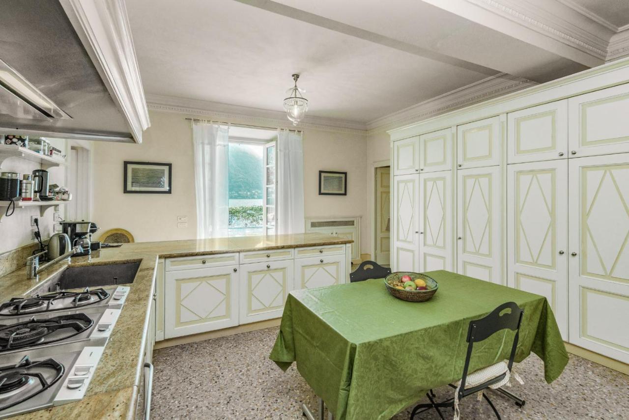 Lussuosa Villa Sulle Sponde Dello Splendido Lago Di Como Torno Esterno foto