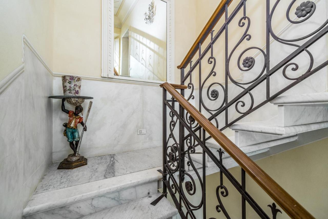 Lussuosa Villa Sulle Sponde Dello Splendido Lago Di Como Torno Esterno foto