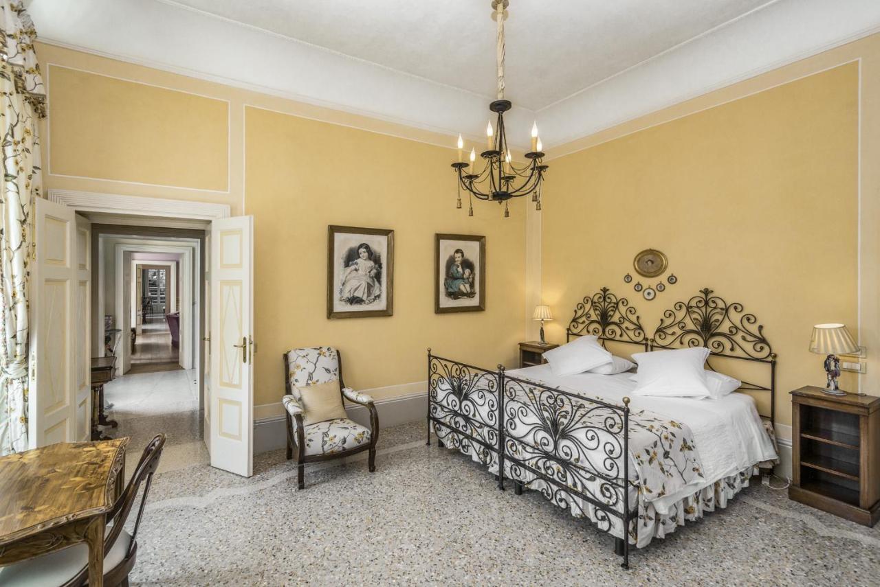 Lussuosa Villa Sulle Sponde Dello Splendido Lago Di Como Torno Esterno foto